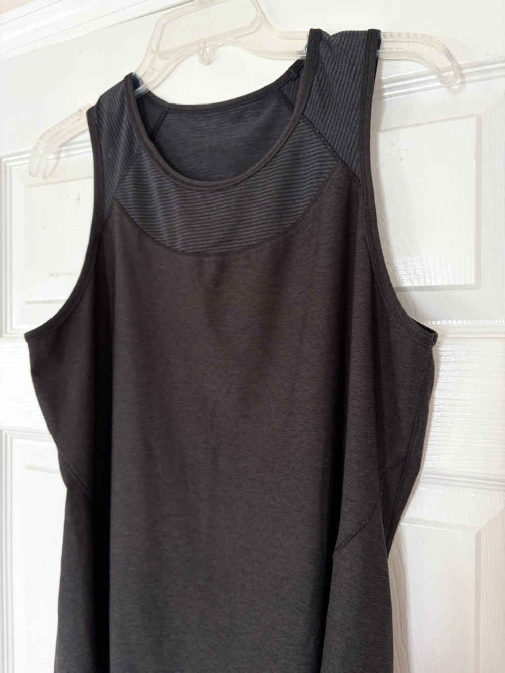 DSG Women's Black Athletic Tank Top Size Medium - Picture 3 of 5